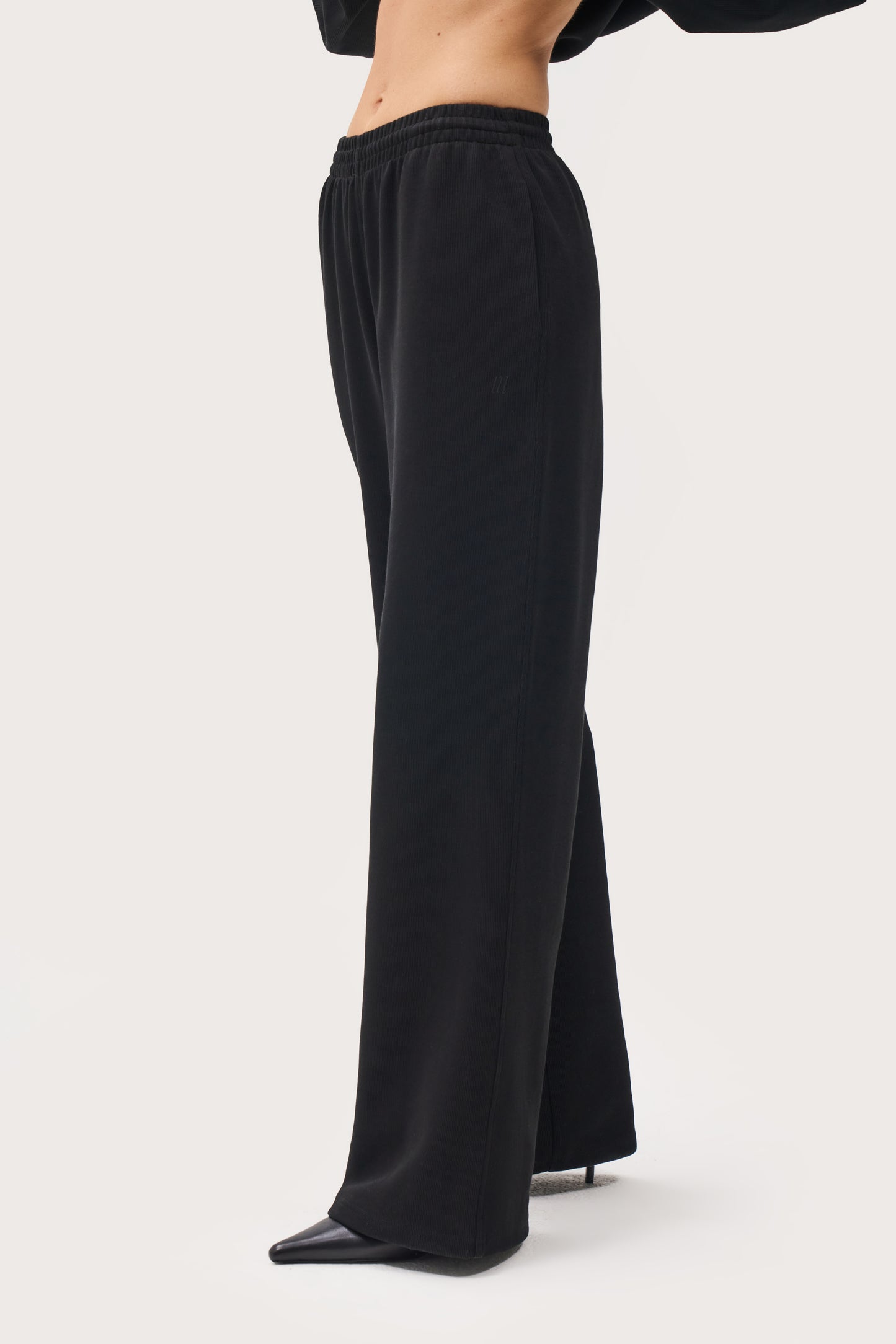 Daily Errands Wide Leg Joggers - Vintage Black