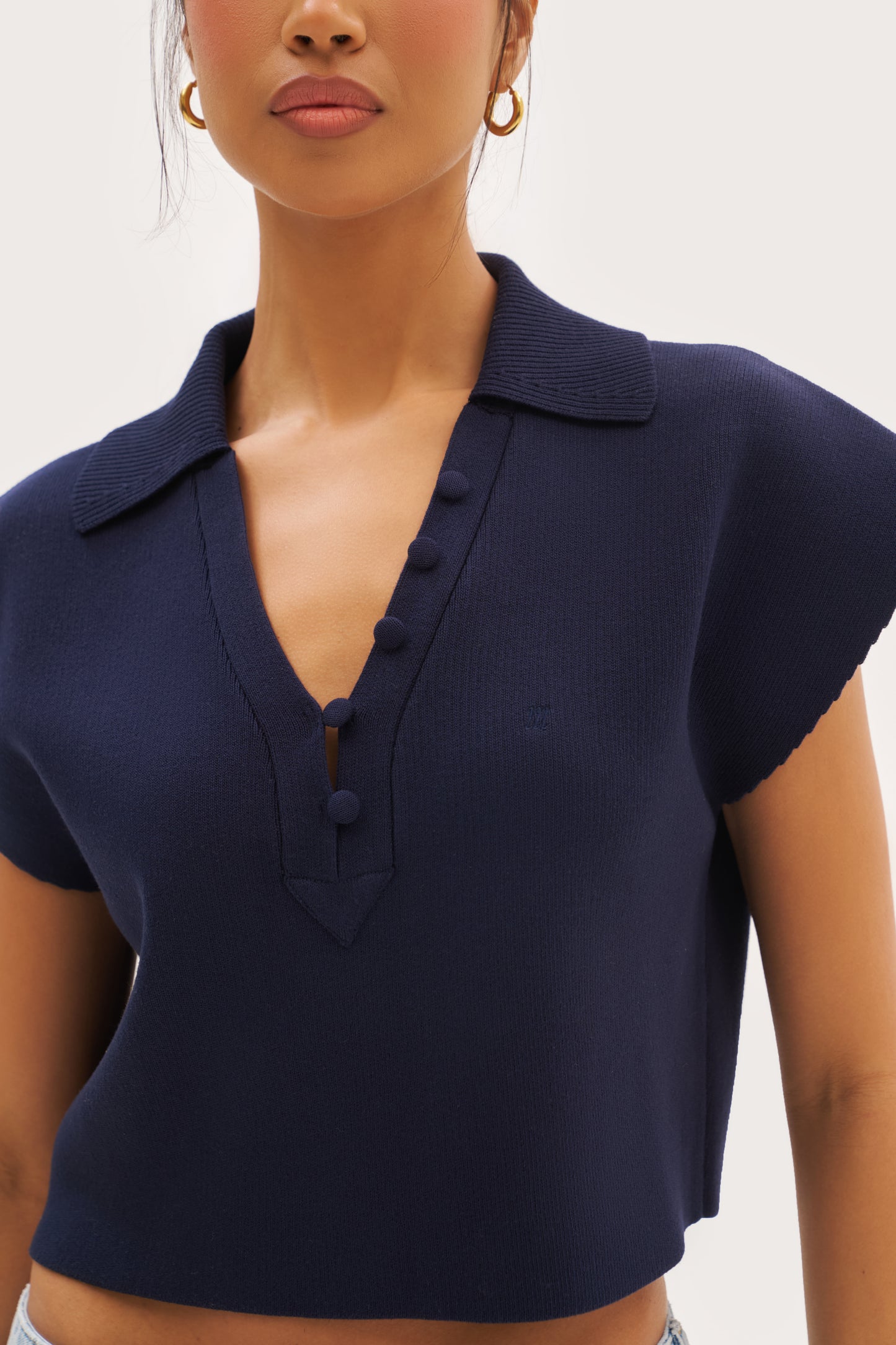 Cropped Knitted Wide Shoulder Top - Navy