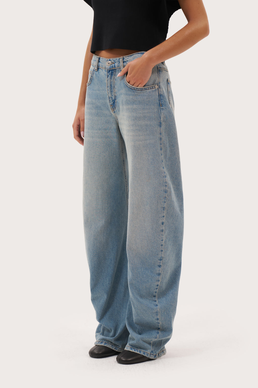 Stacked Barrel Jeans - Vintage Blue