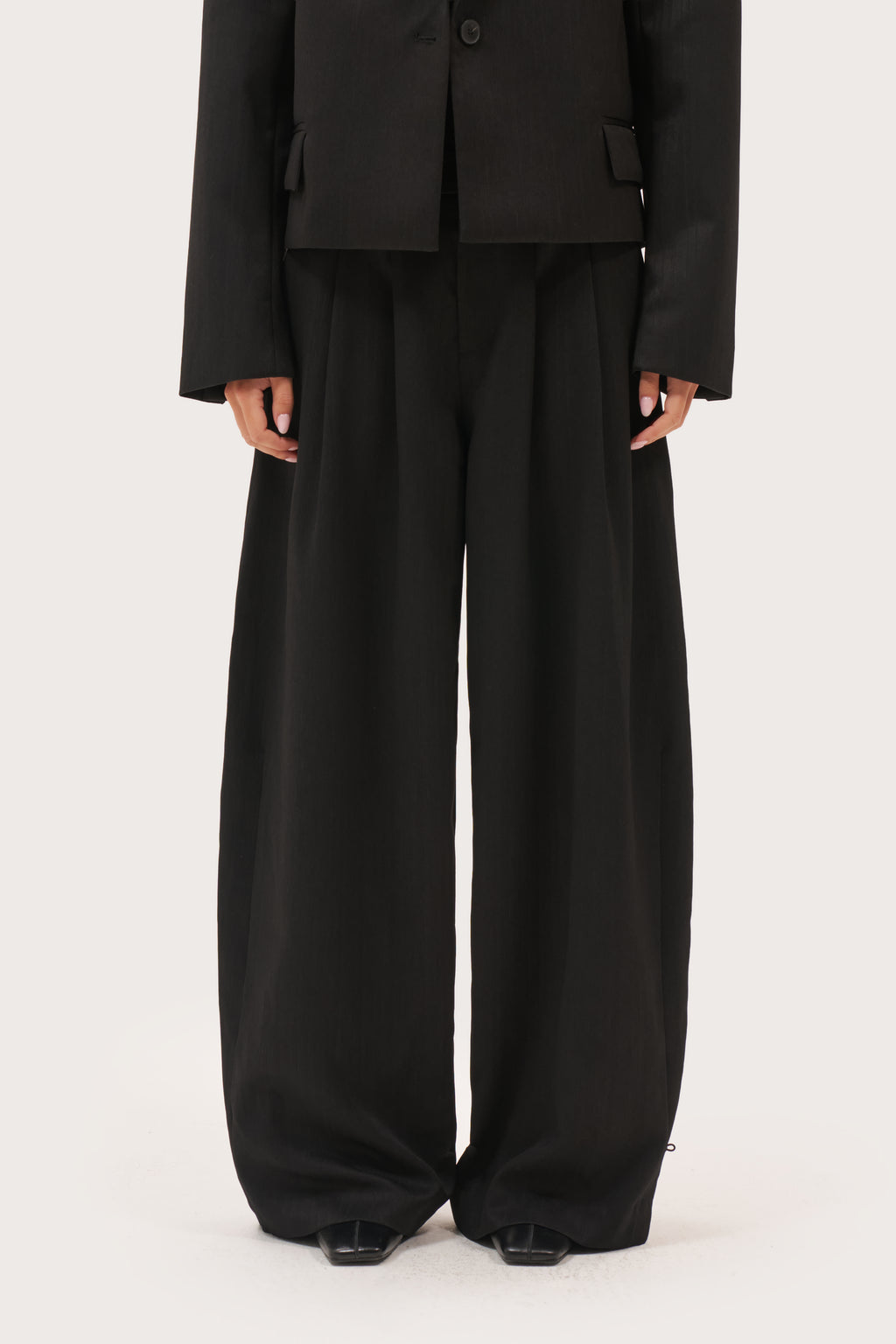 Relaxed Balloon Tailored Trousers - Black