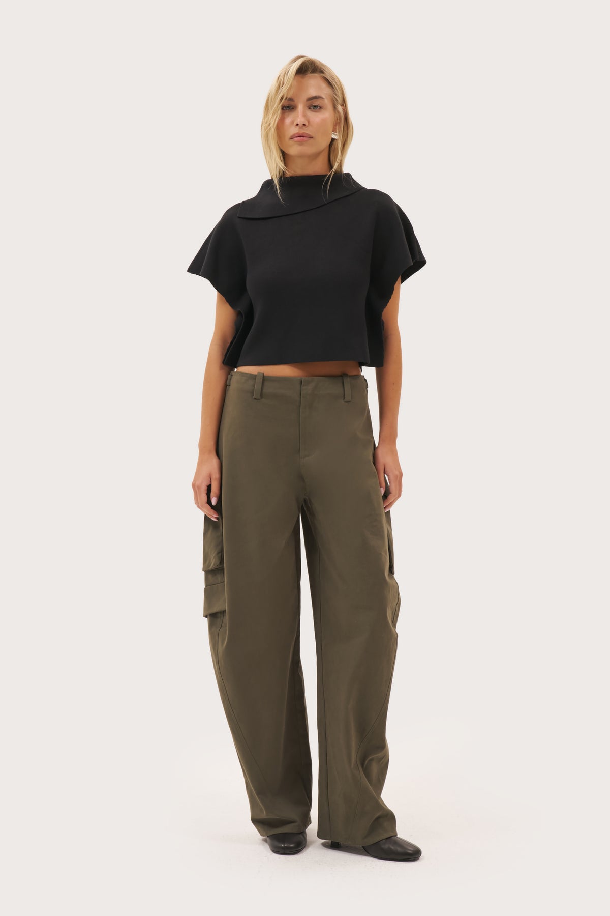 Folded Collar Knit Top - Black