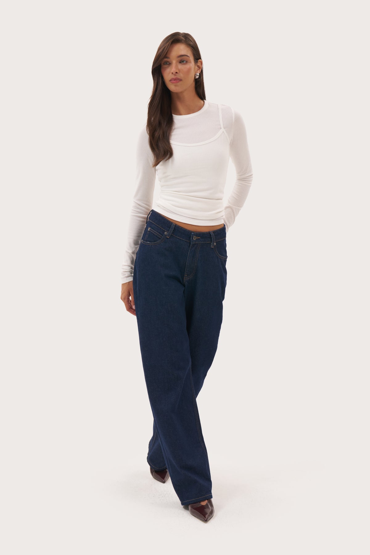 Relaxed V Waist Jeans - Indigo