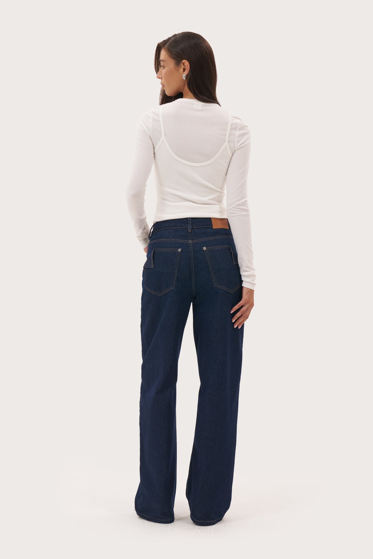 Relaxed V Waist Jeans - Indigo