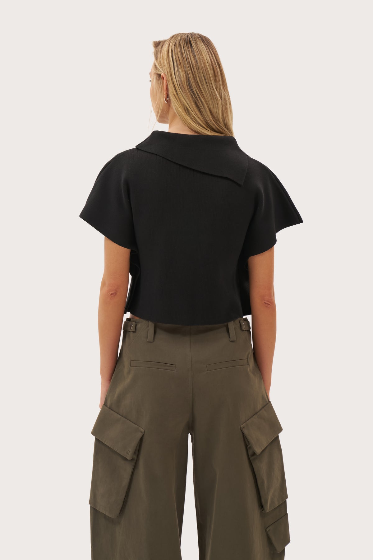 Folded Collar Knit Top - Black