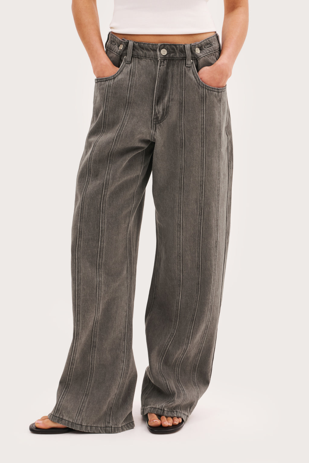 Seam Detail Boyfriend Jeans - Grey