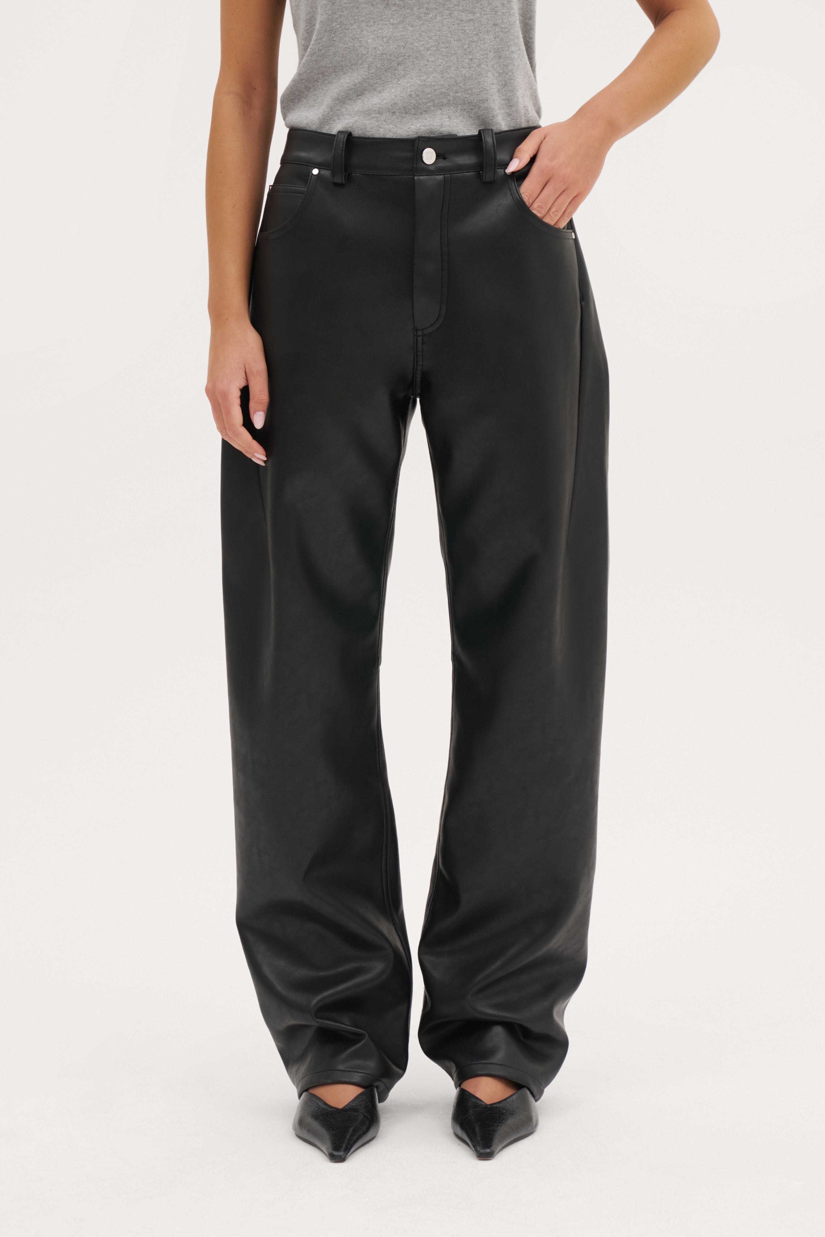 Barrel Leather-Effect Trousers - Black
