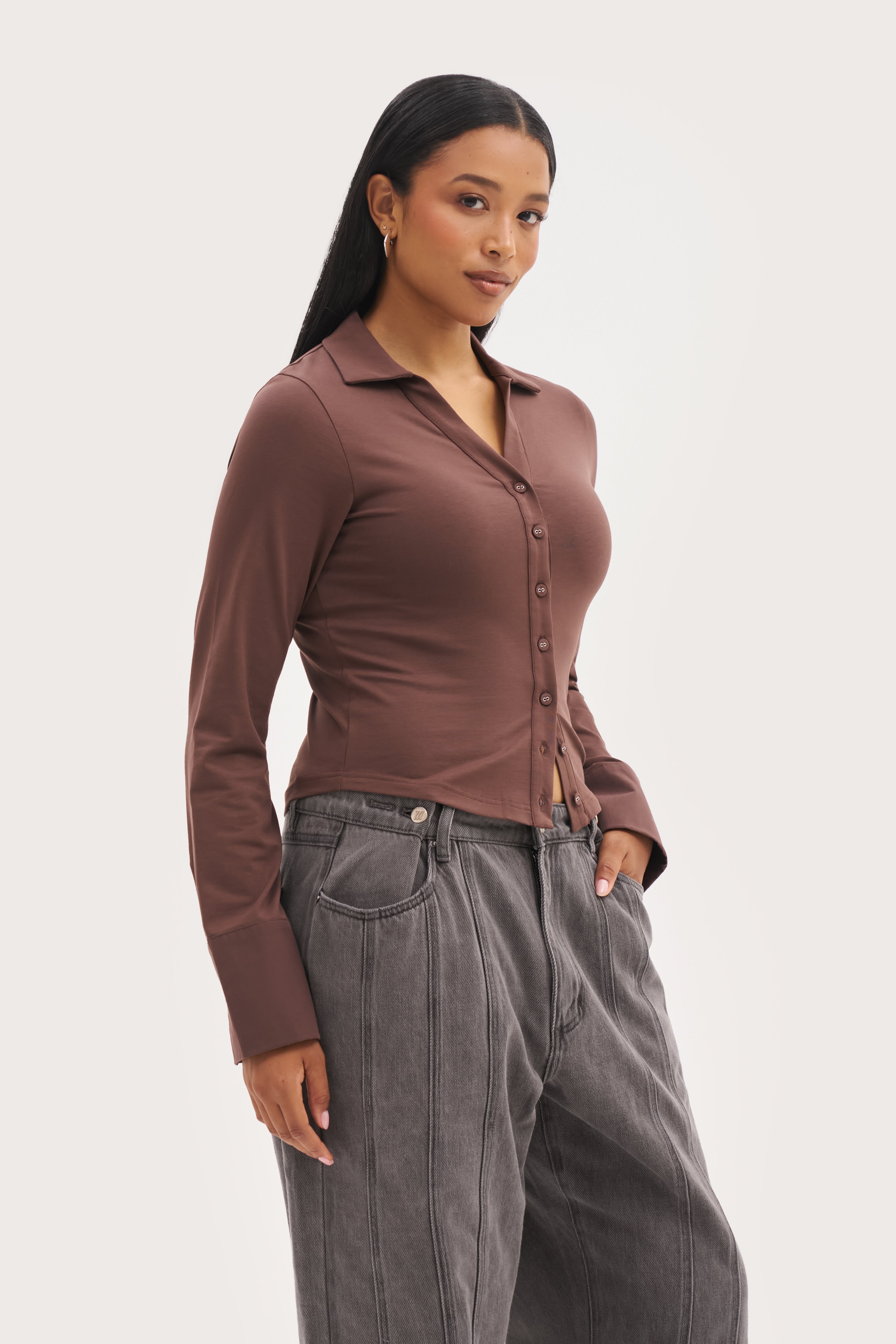 Daily Errands Fitted Shirt - Mocha