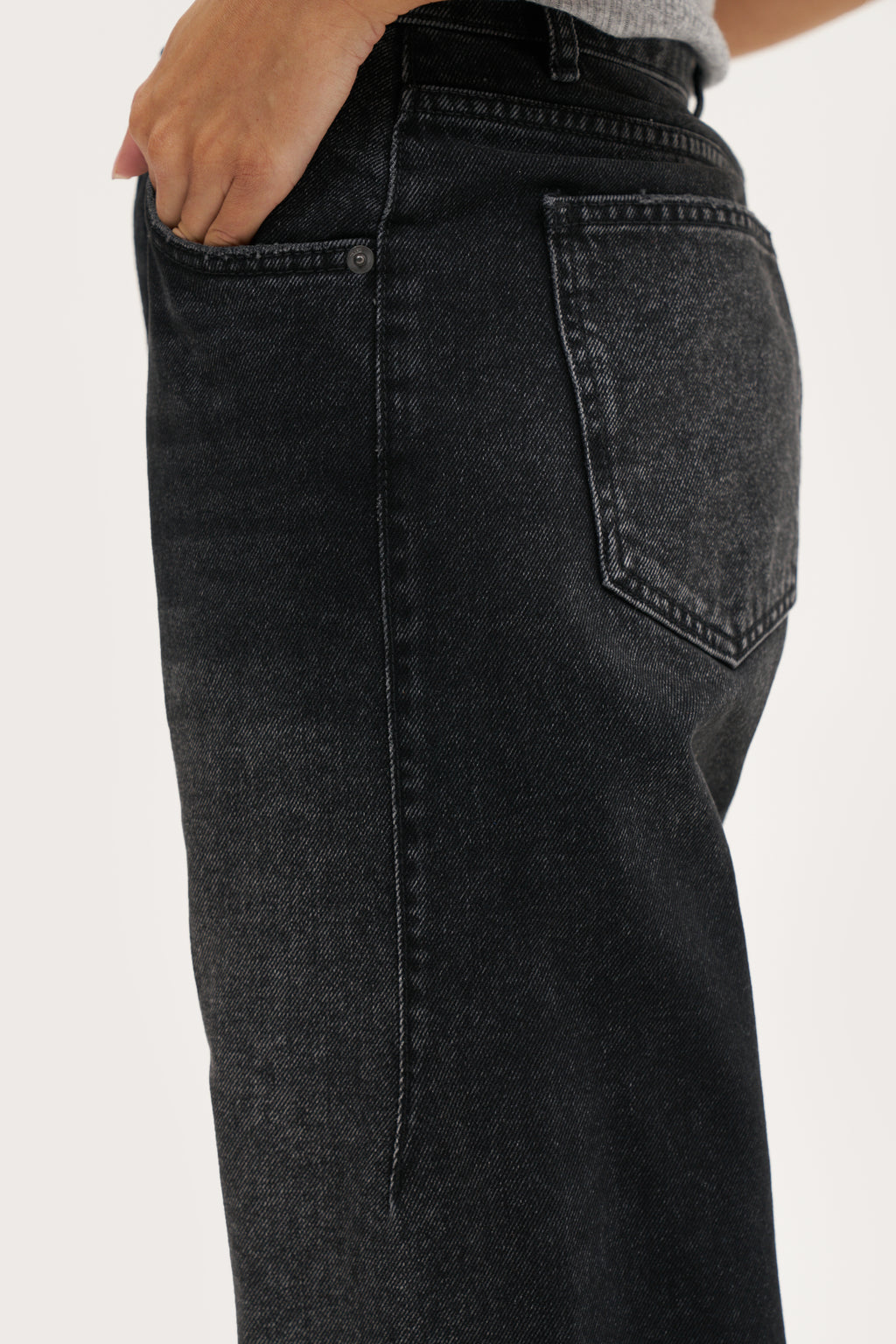 Every Wear Jeans - Black