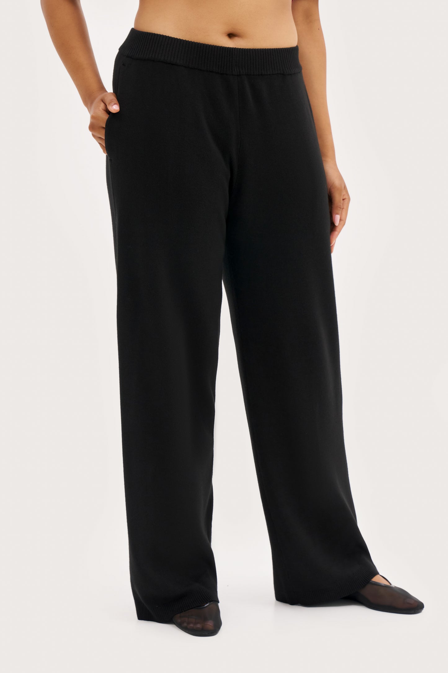 Retreat Ribbed Knit Pants - Black