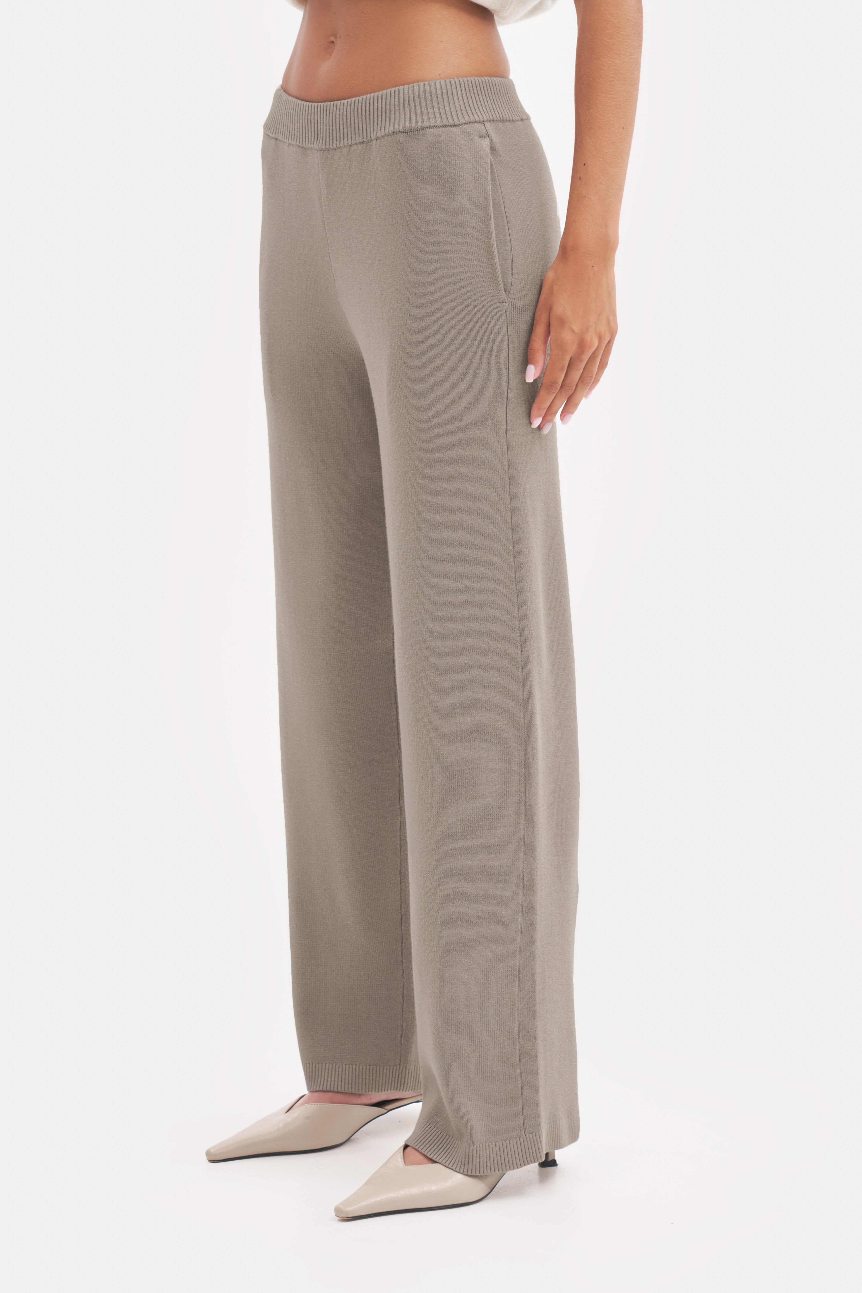 Retreat Ribbed Knit Pants - Taupe