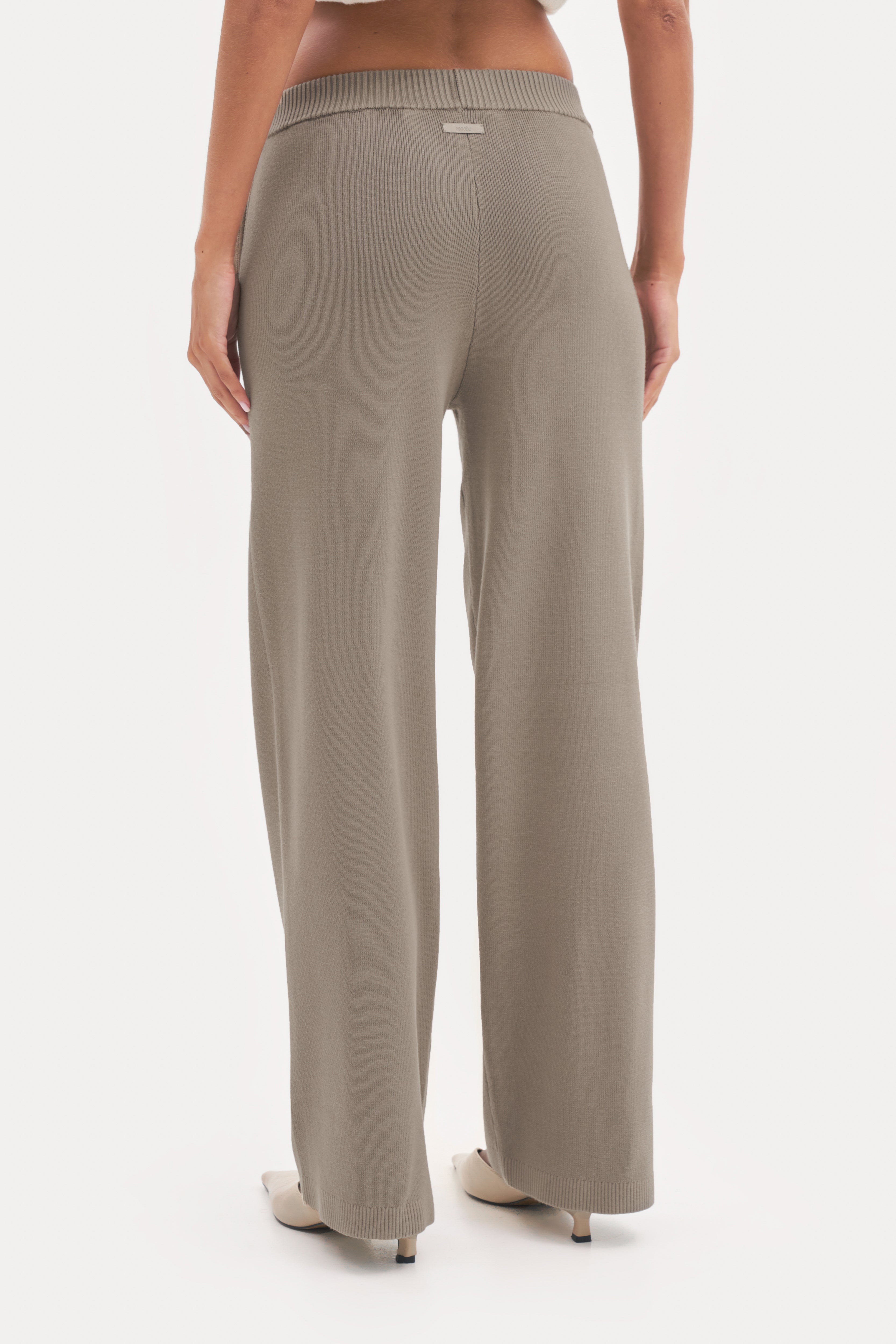 Retreat Ribbed Knit Pants - Taupe
