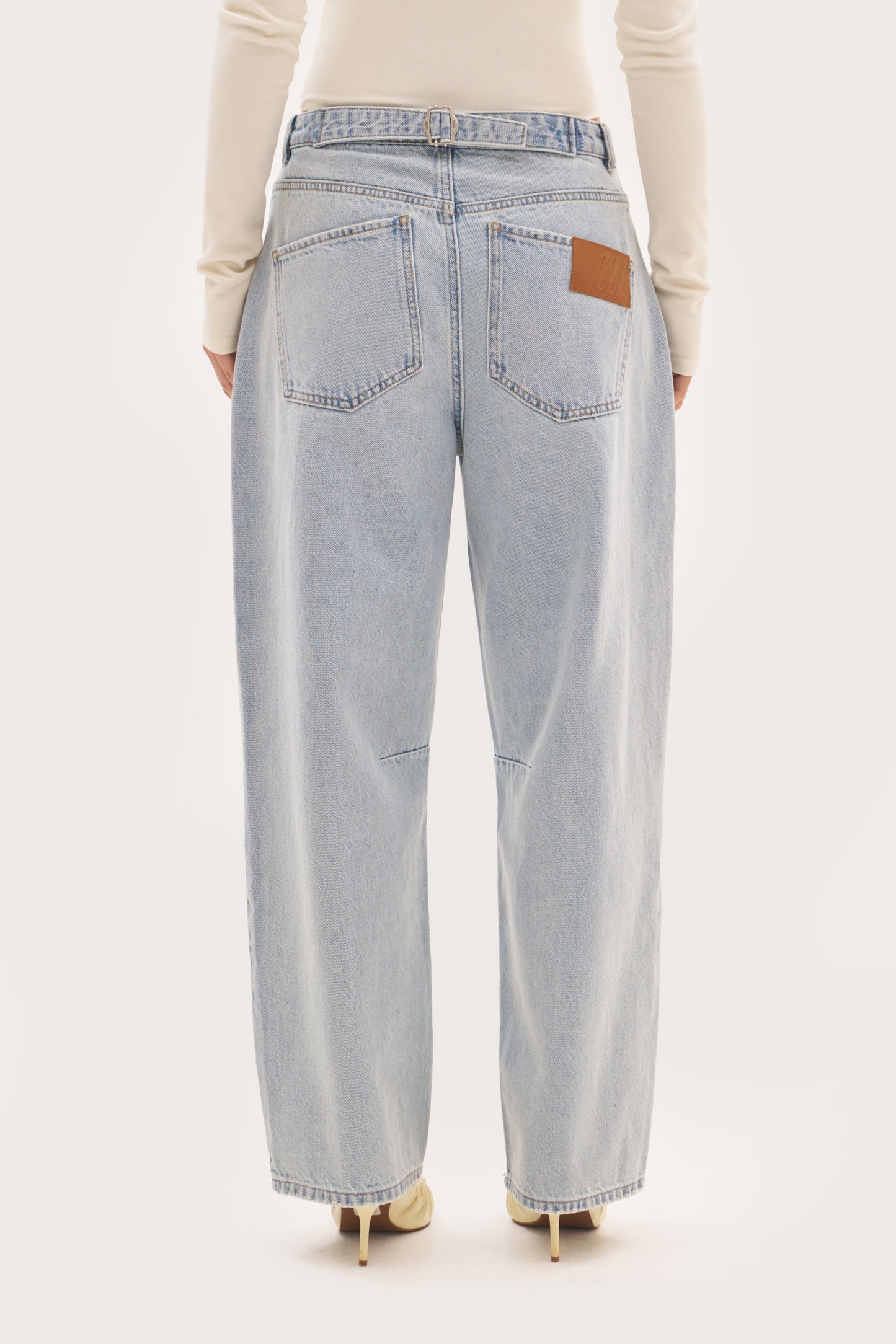 Balloon Fit Jeans - Light Blue