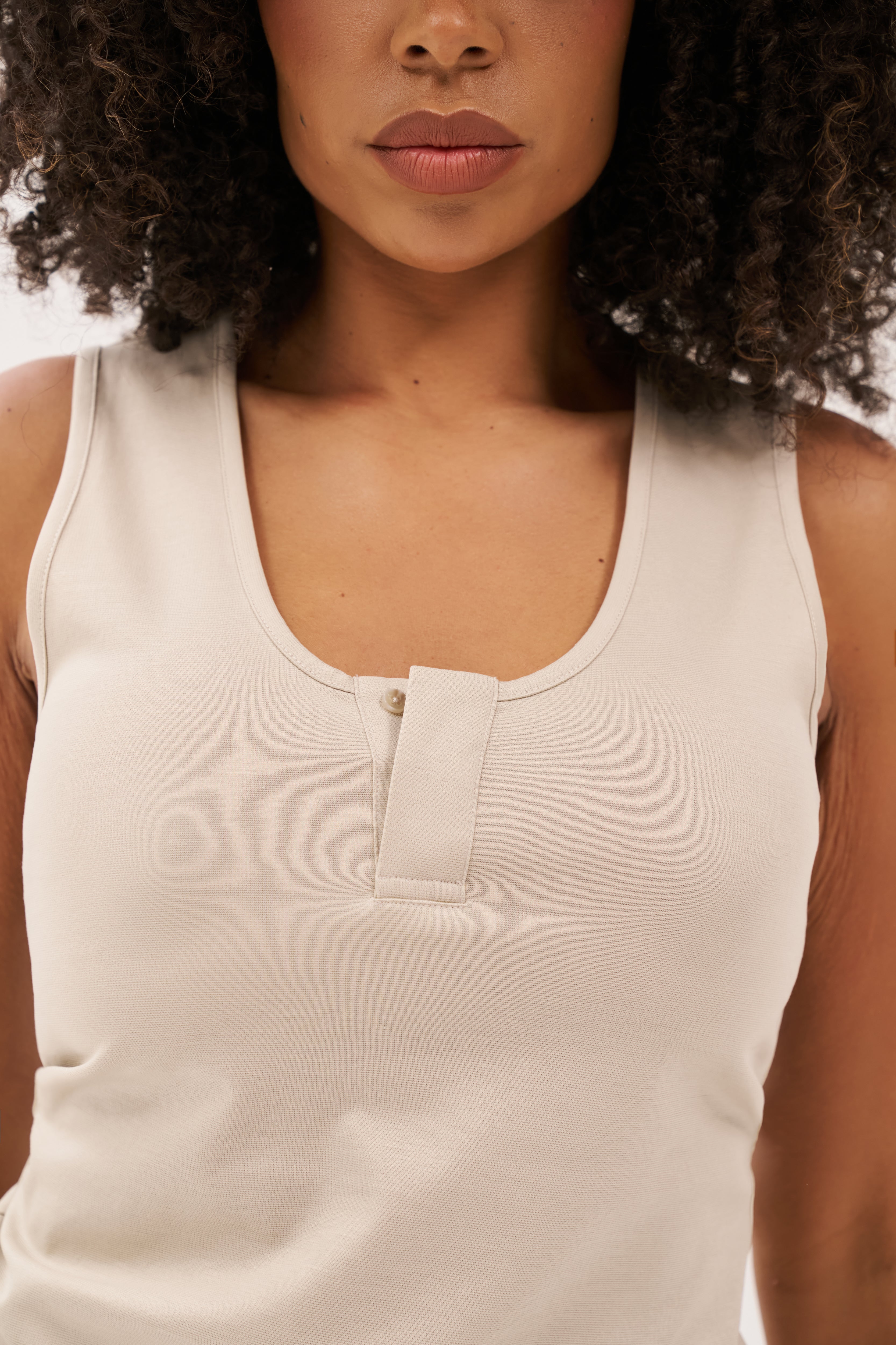 Scoop Neck Vest - Beige