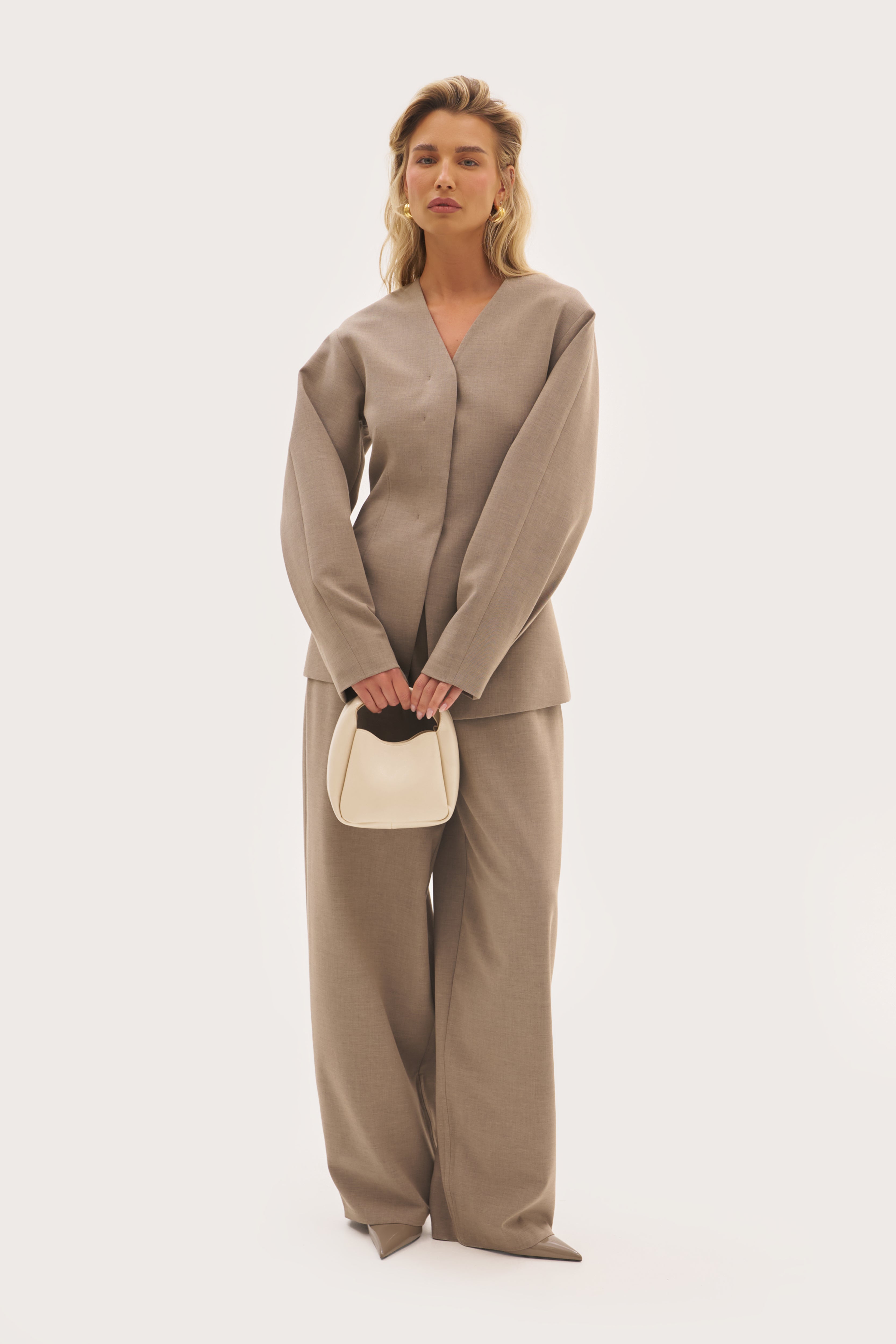 Alora Balloon Sleeve Blazer - Taupe