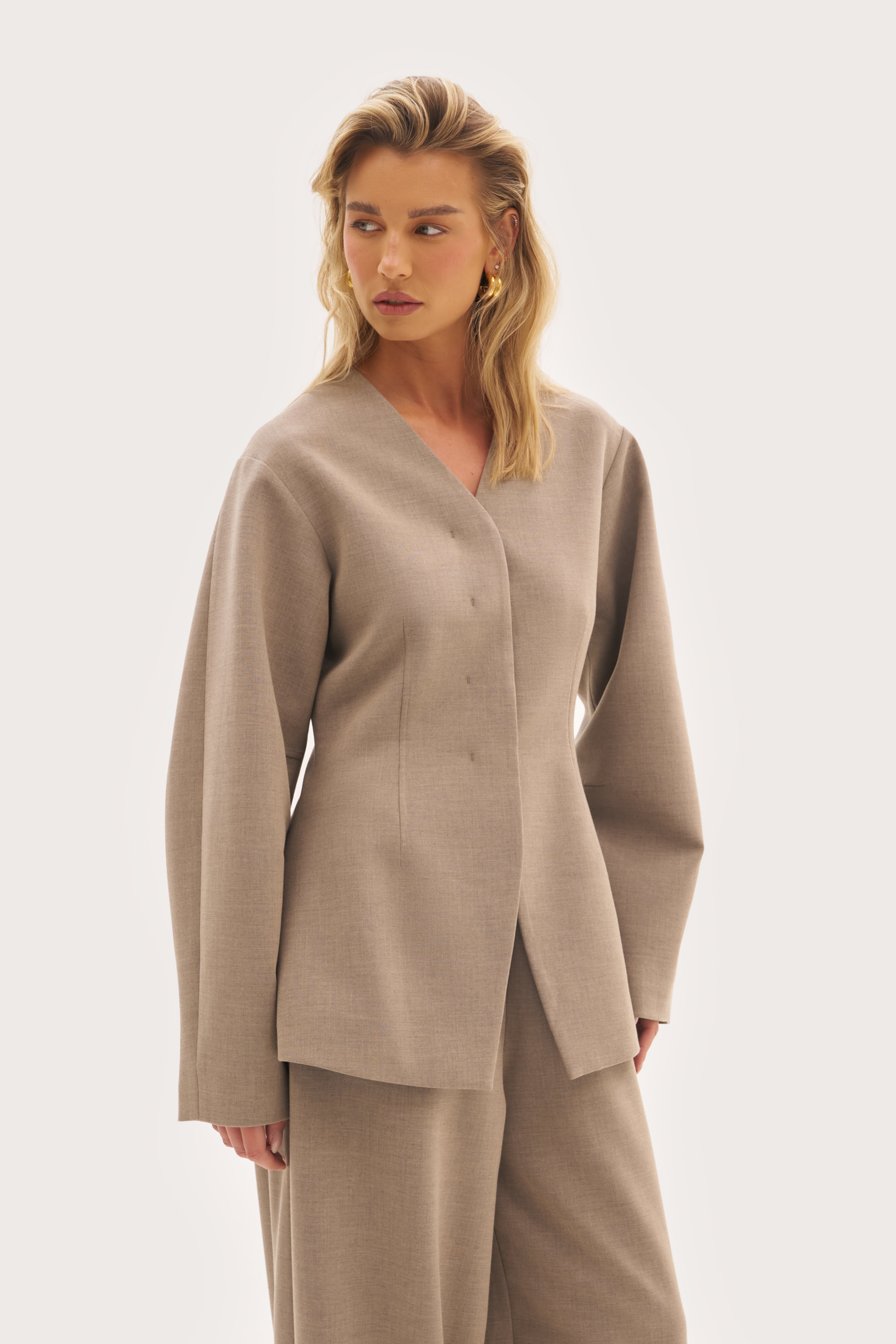 Alora Balloon Sleeve Blazer - Taupe