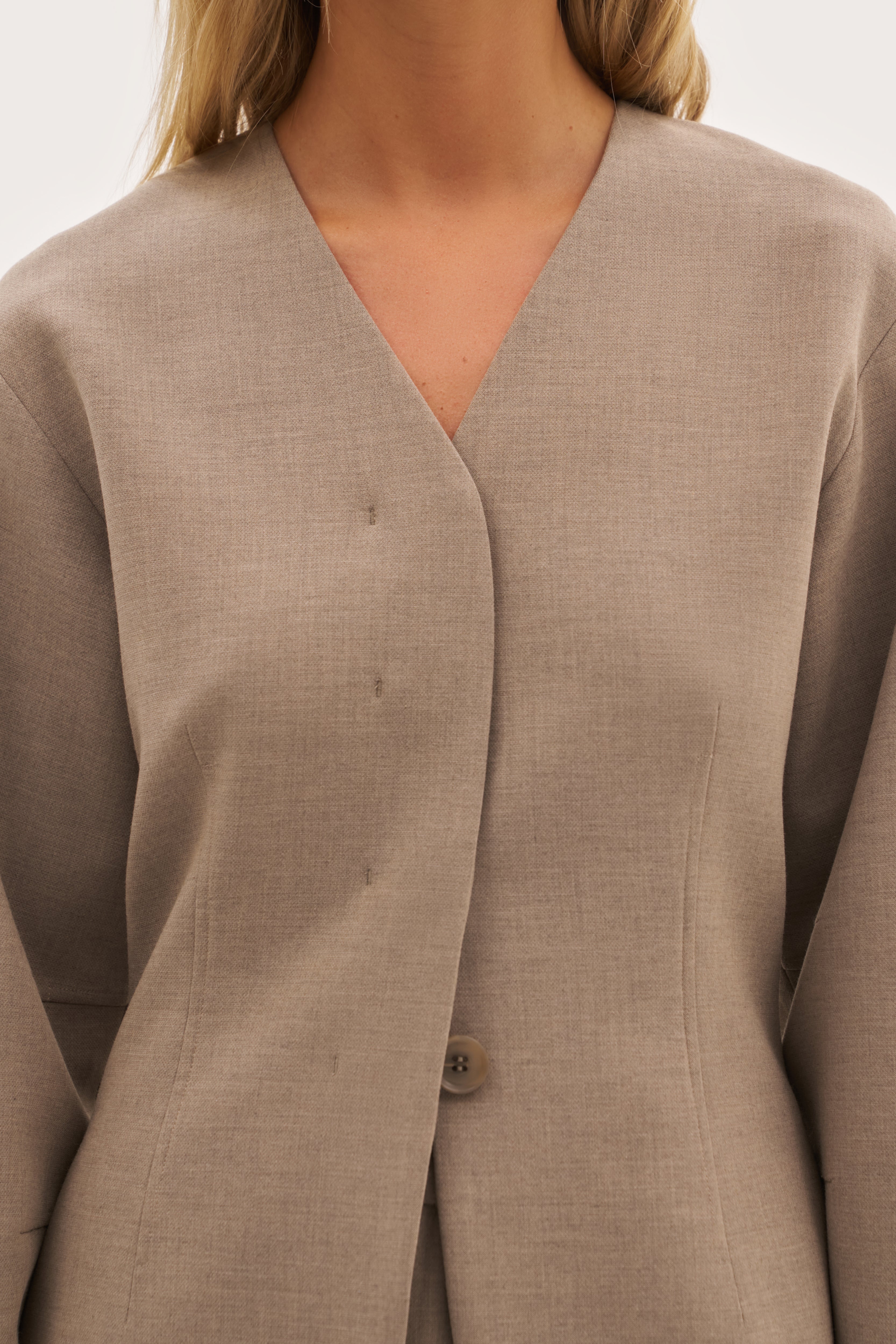 Alora Balloon Sleeve Blazer - Taupe