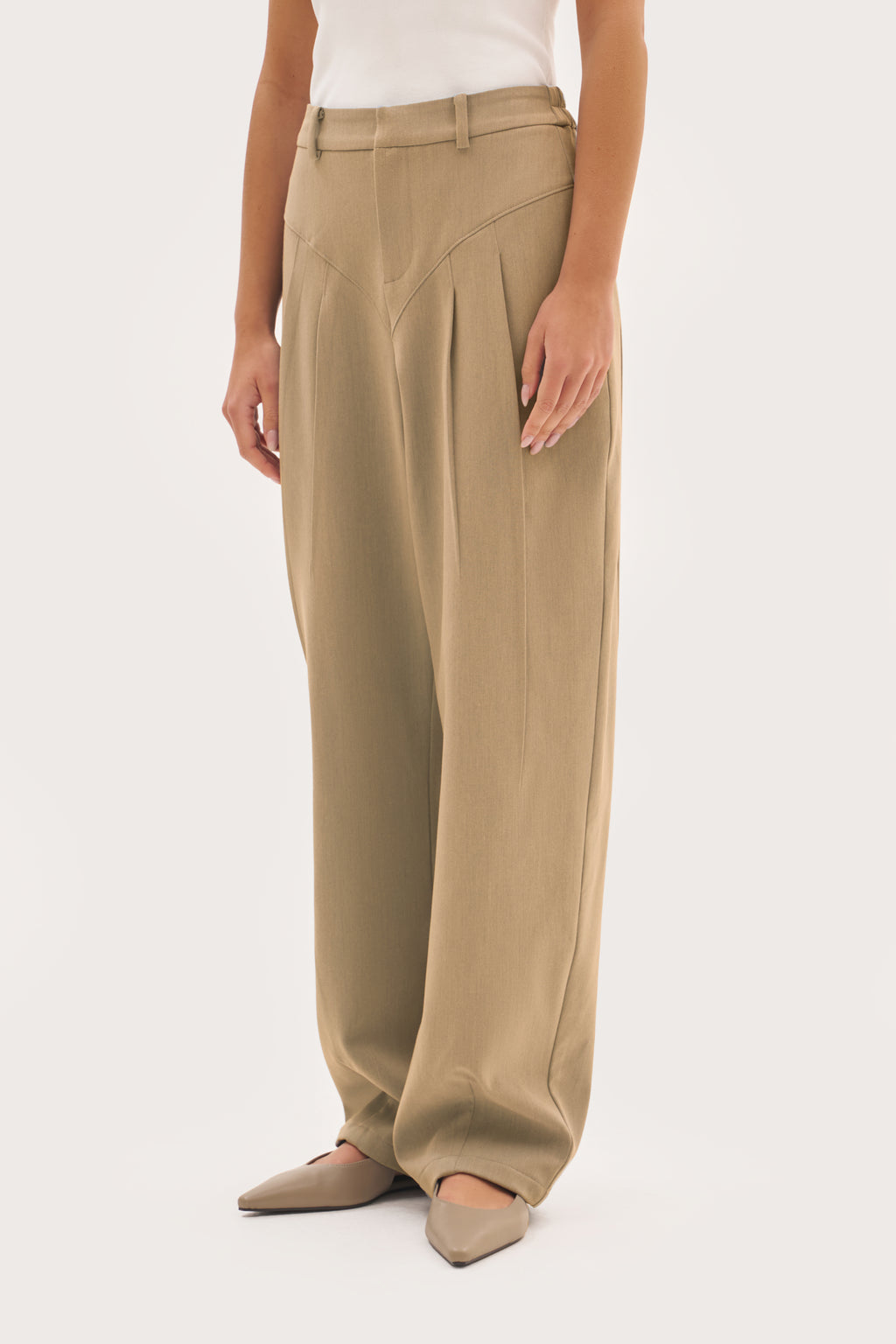 Tailored Balloon Trousers - Beige