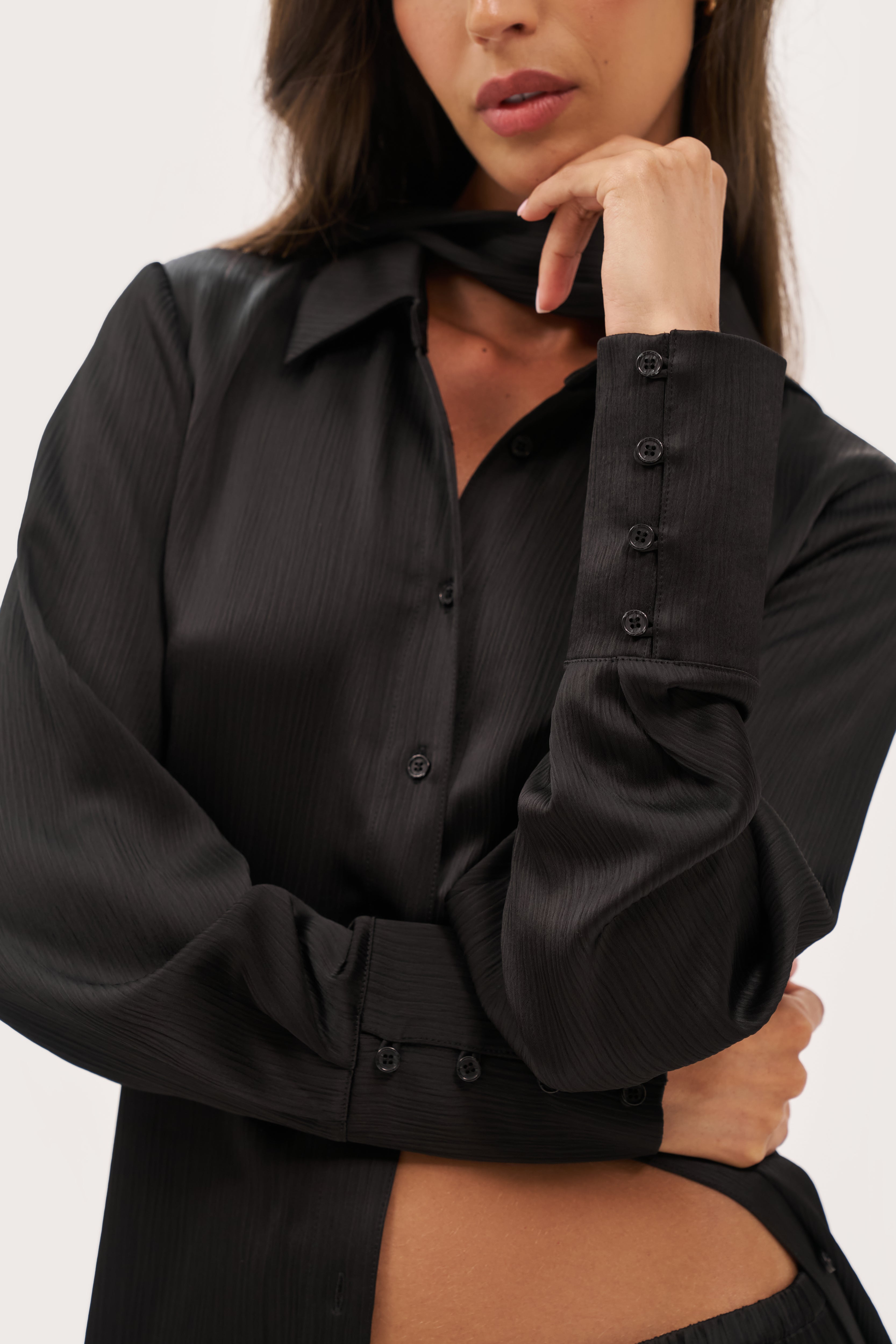 Vacation Mini Pleat Shirt with Scarf - Black