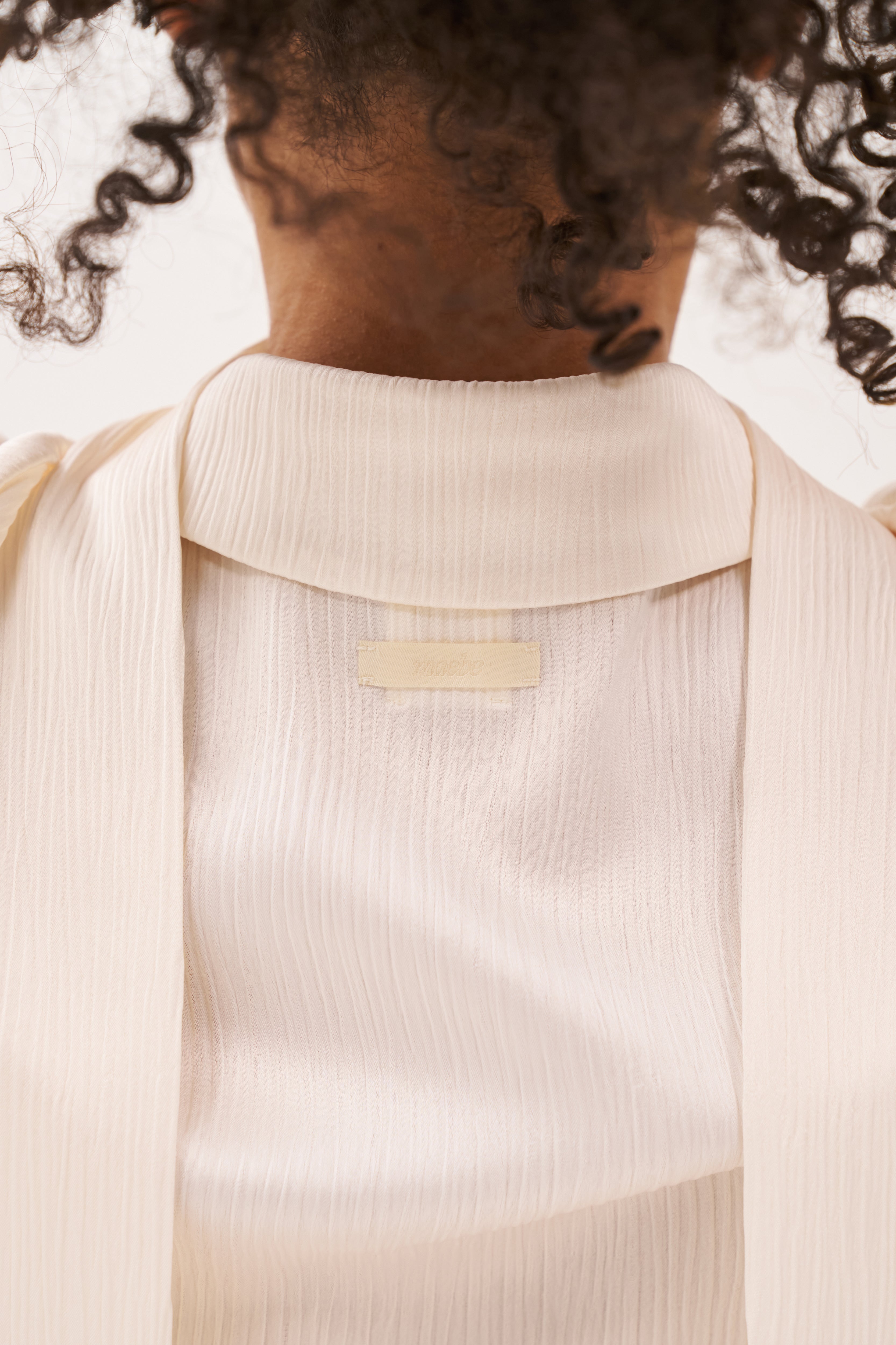 Vacation Mini Pleat Shirt with Scarf - Cream
