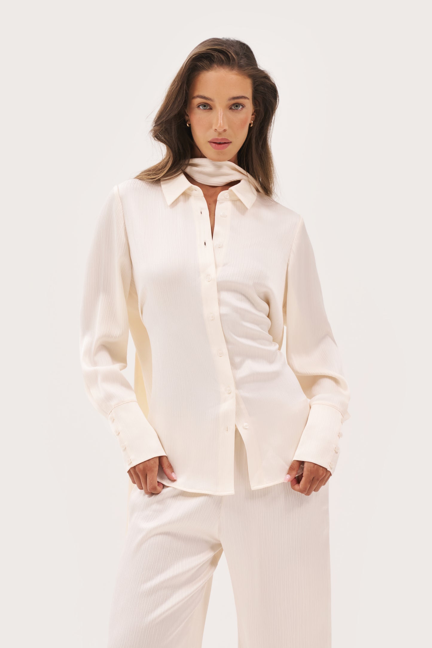Vacation Mini Pleat Shirt with Scarf - Cream