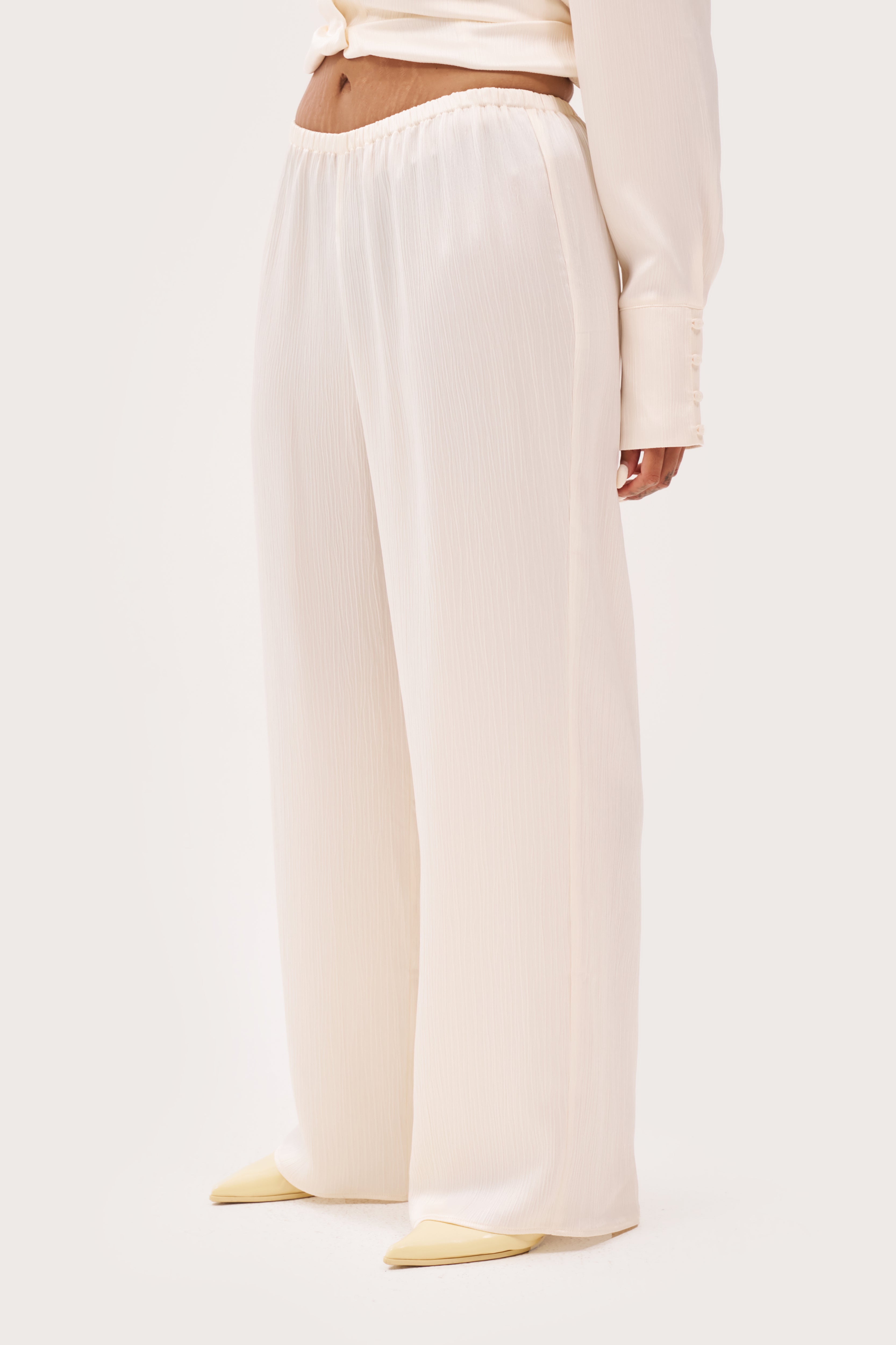 Vacation Mini Pleat Pants - Cream
