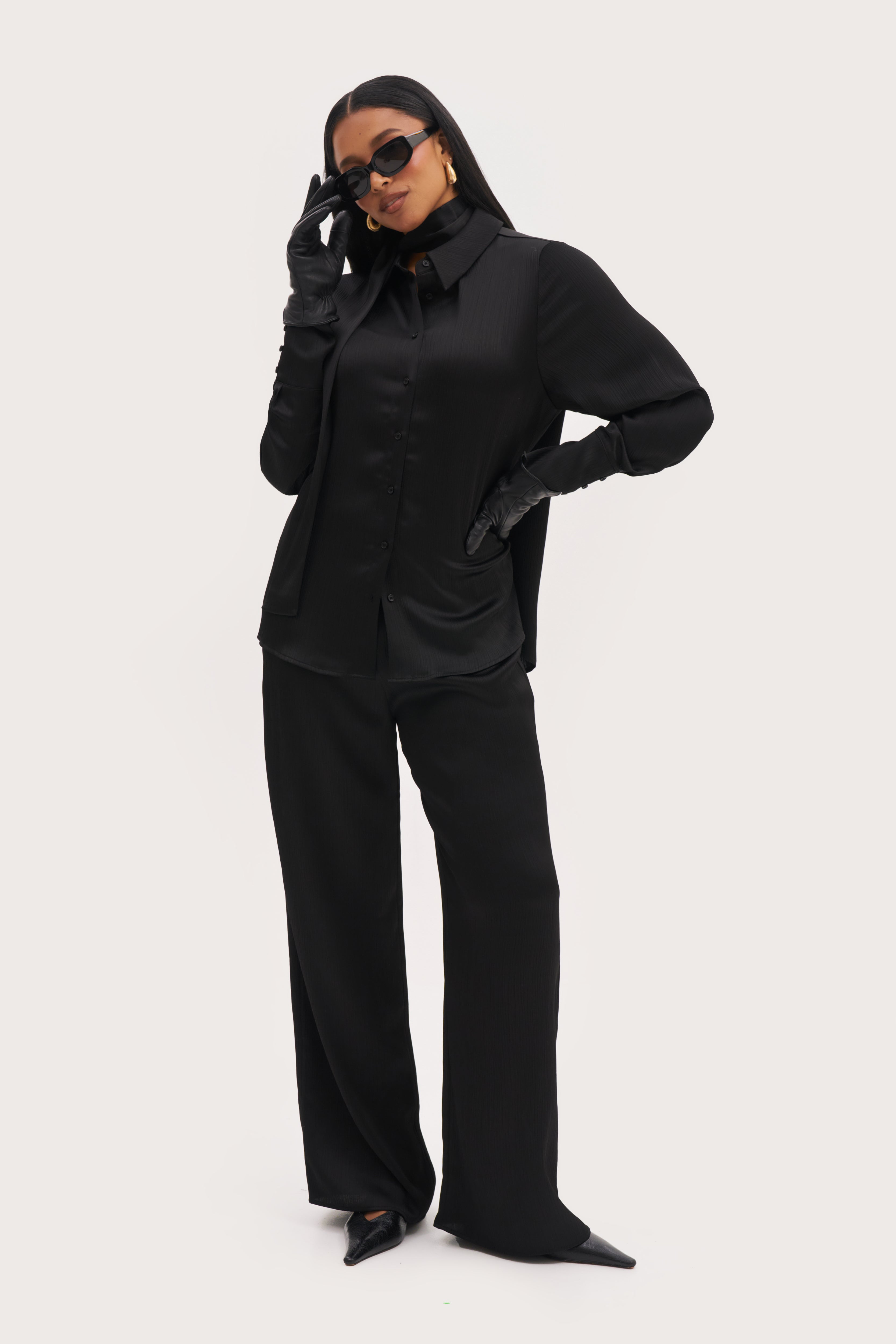 Vacation Mini Pleat Shirt with Scarf - Black