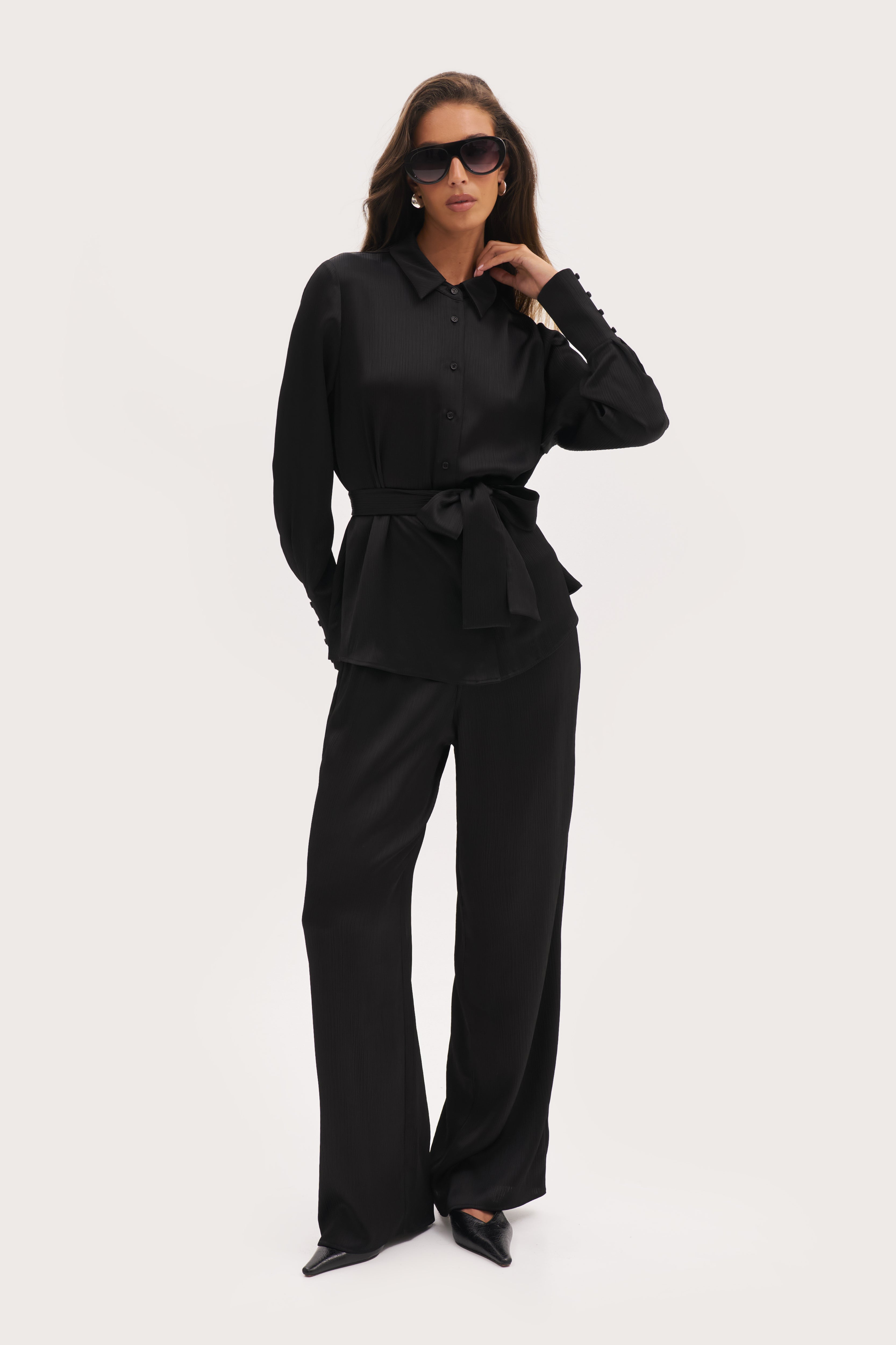 Vacation Mini Pleat Shirt with Scarf - Black