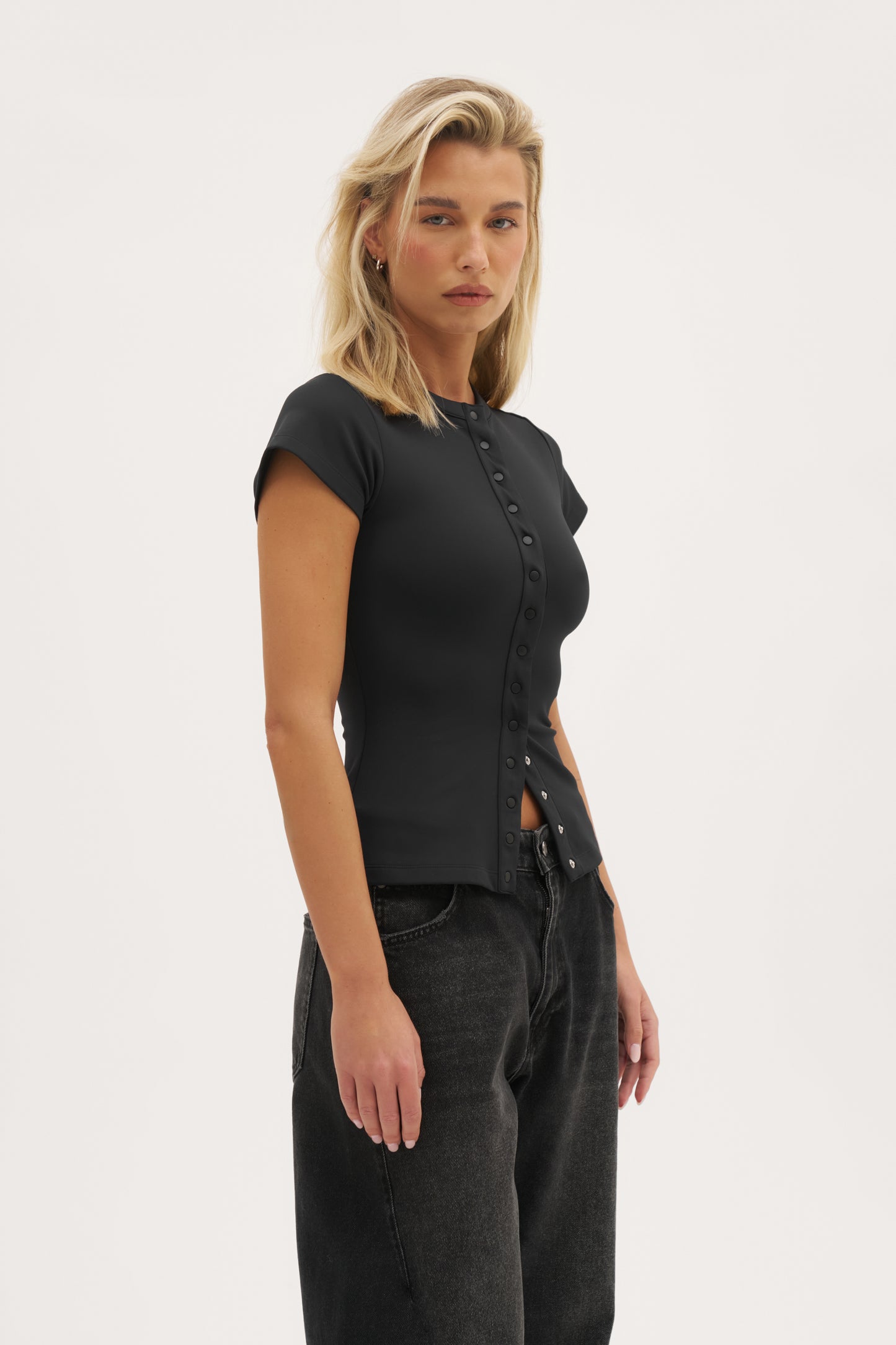 Contour Popper Tee - Black