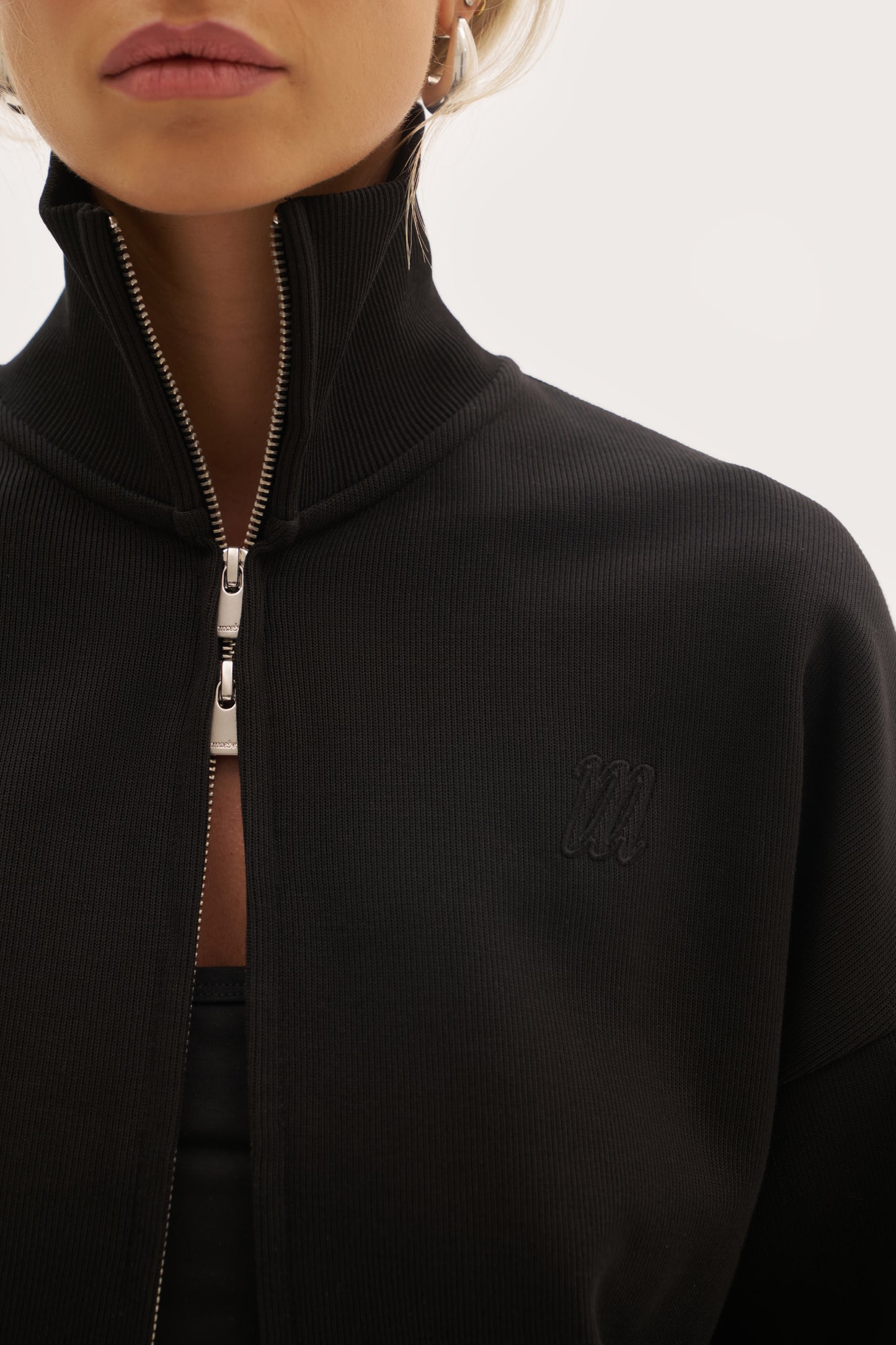 Daily Errands Double Zip Through - Vintage Black