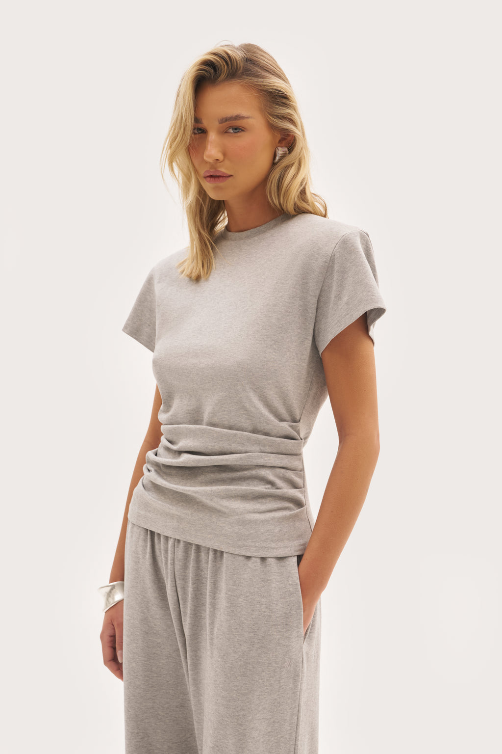 Sora Fitted Tee - Grey