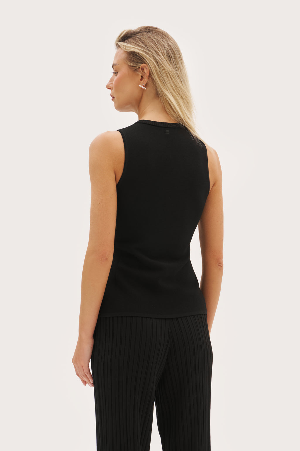 Fine Knit Braided Top - Black