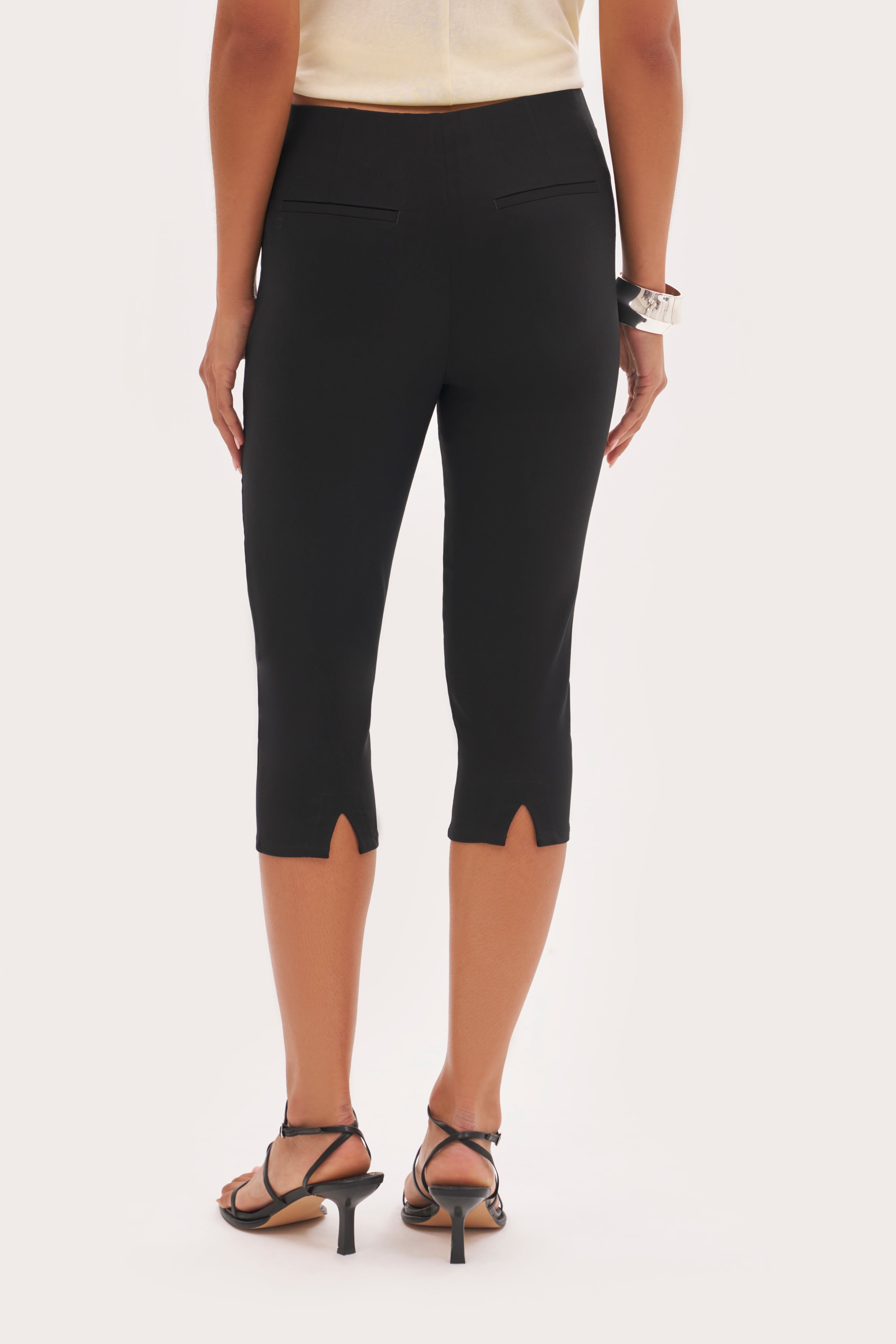 Tailored Capri Pants - Black