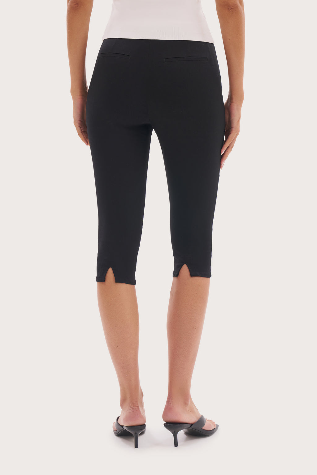 Tailored Capri Pants - Black