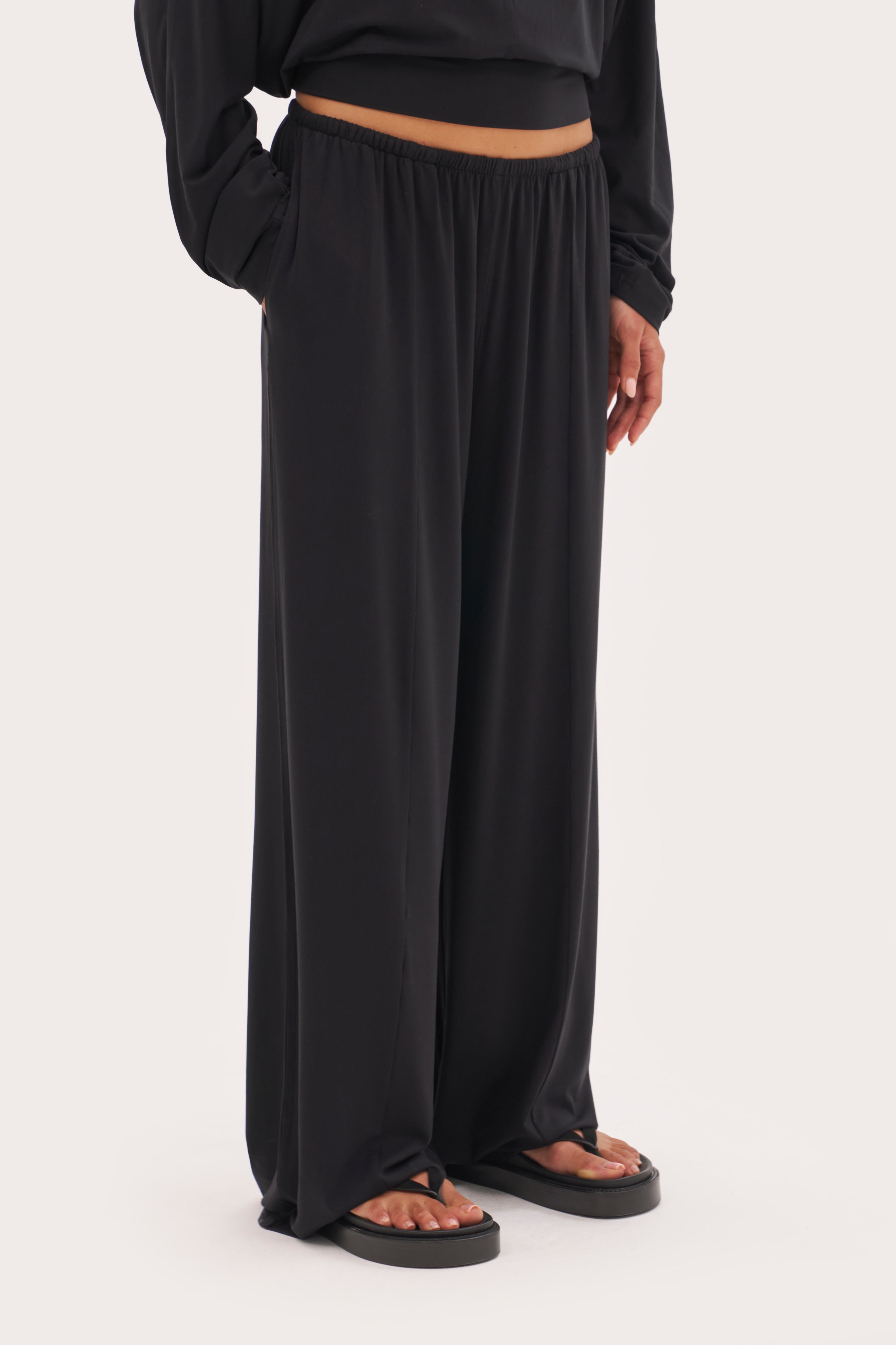 Abode Drape Pants - Black