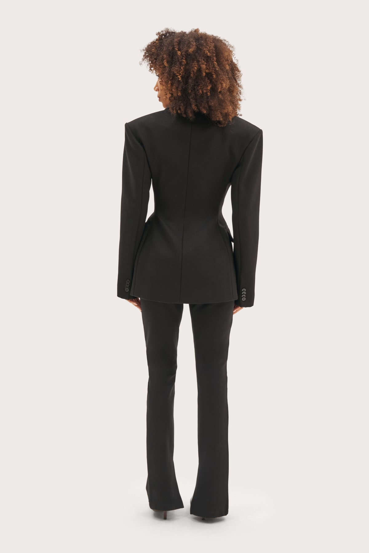 Wide Shoulder Contour Blazer - Black