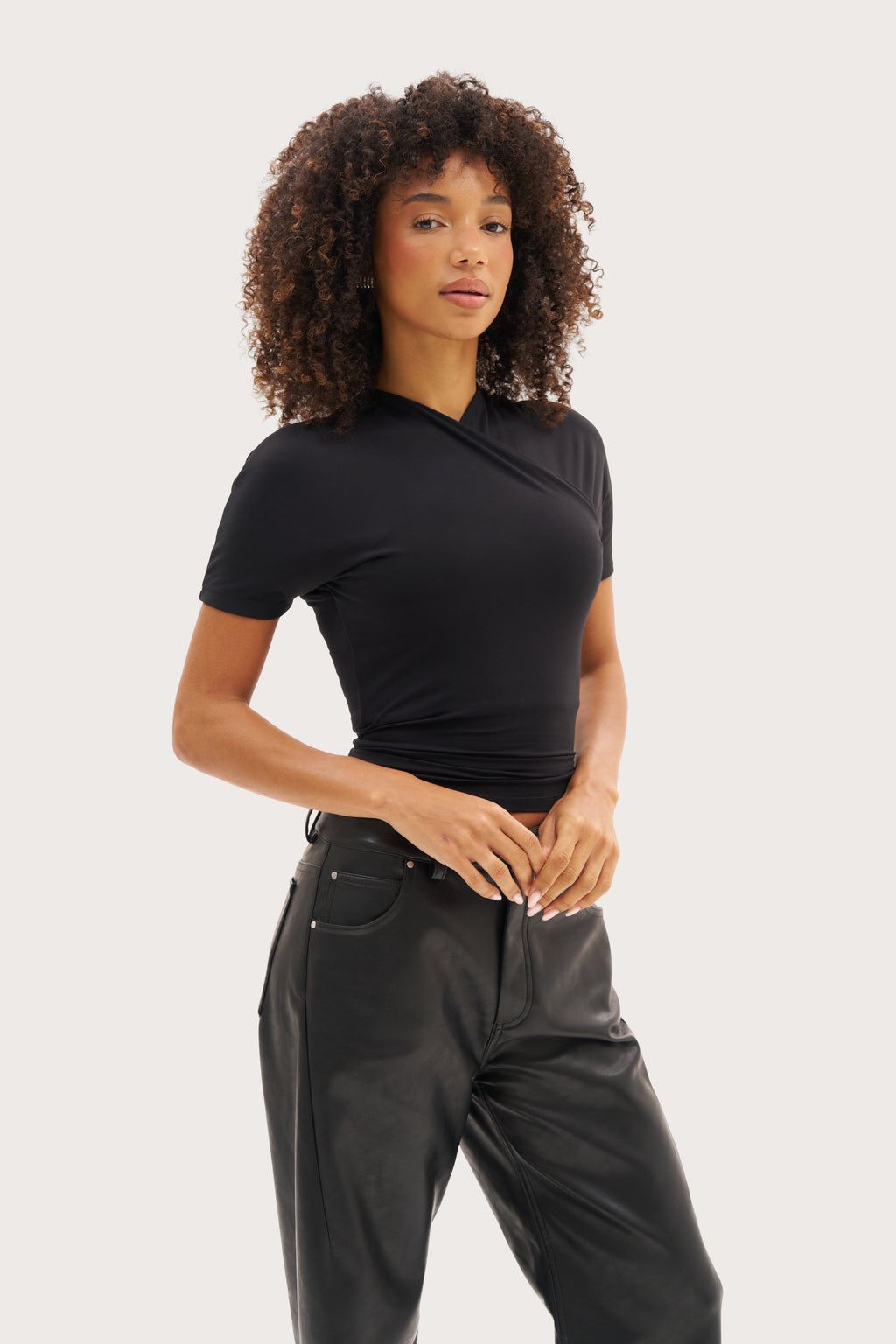 Chia Crossover Tee - Black
