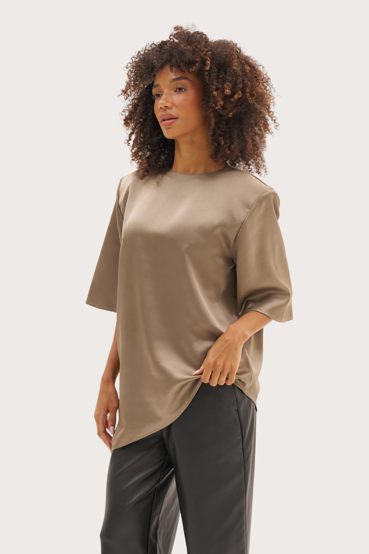 Alira Oversized Asymmetric Top - Taupe