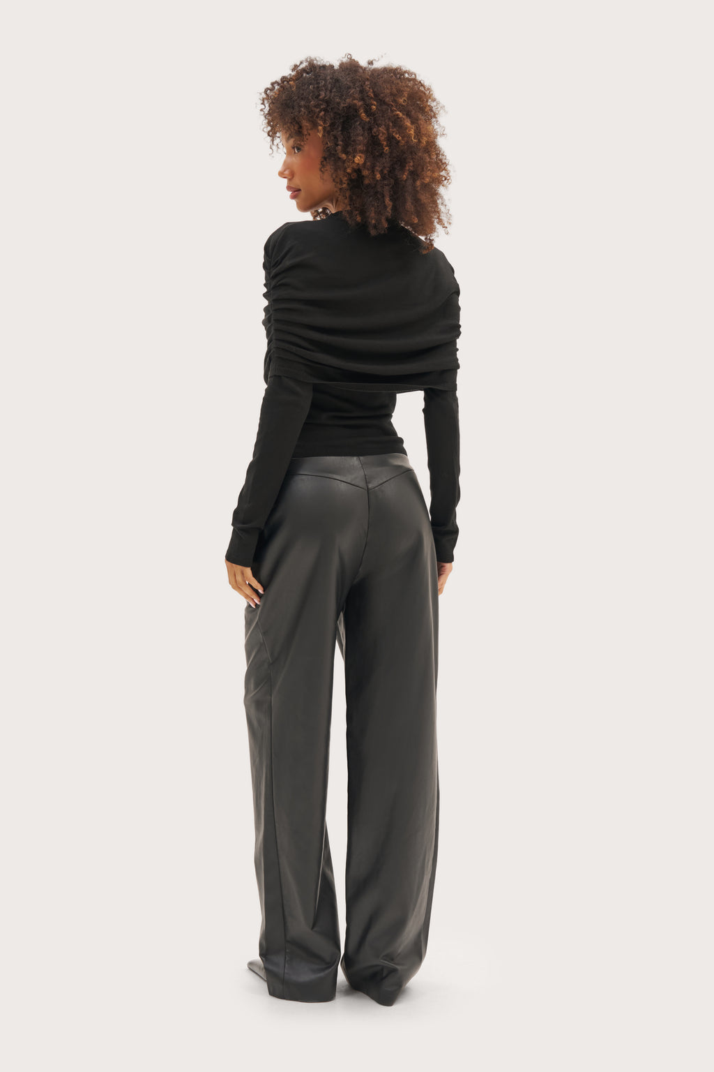 Avelia Layered Top - Black