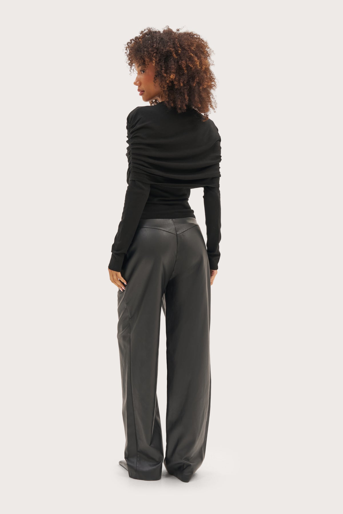 Avelia Layered Top - Black